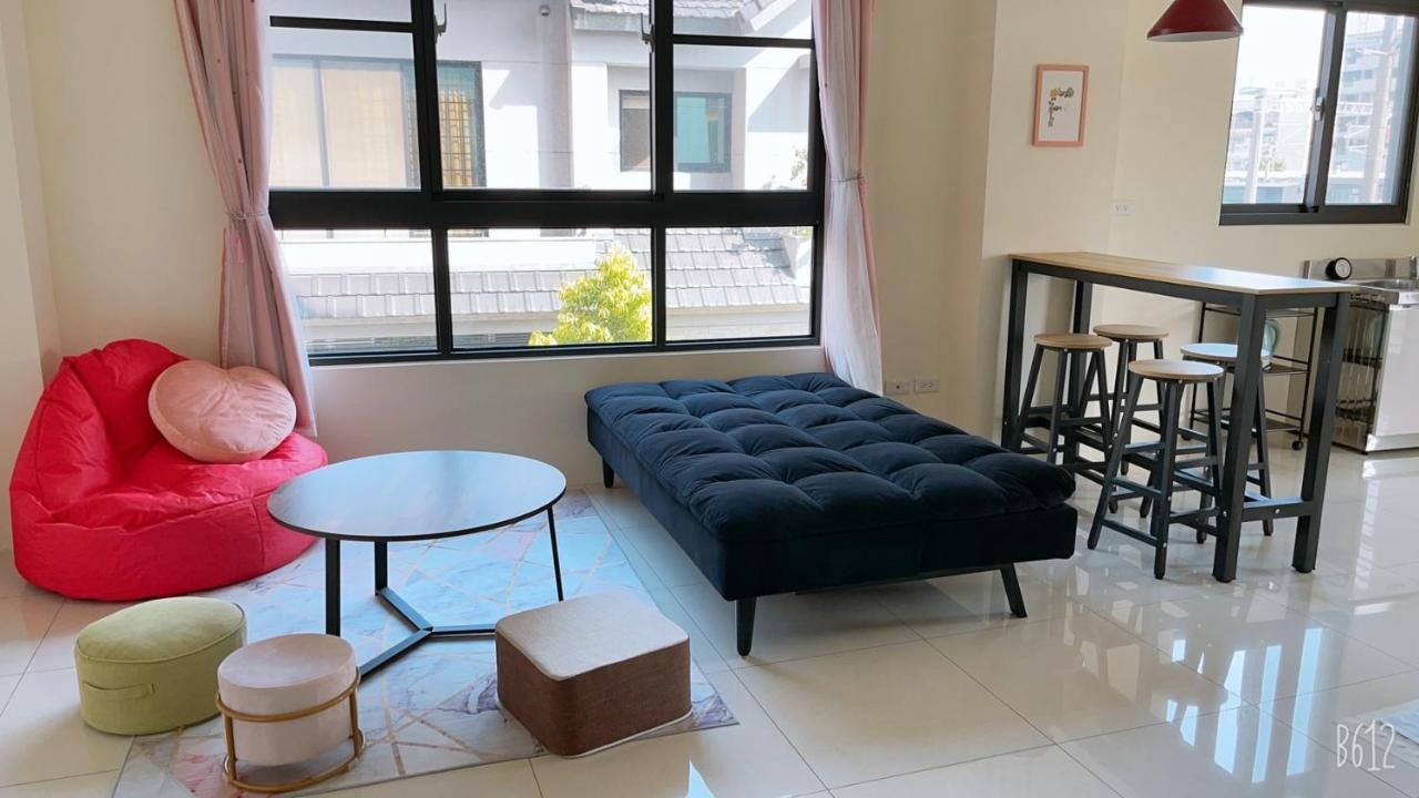 Bed and Breakfast 梨幸日和 Good Days In Liko Kaohsiung Exterior foto
